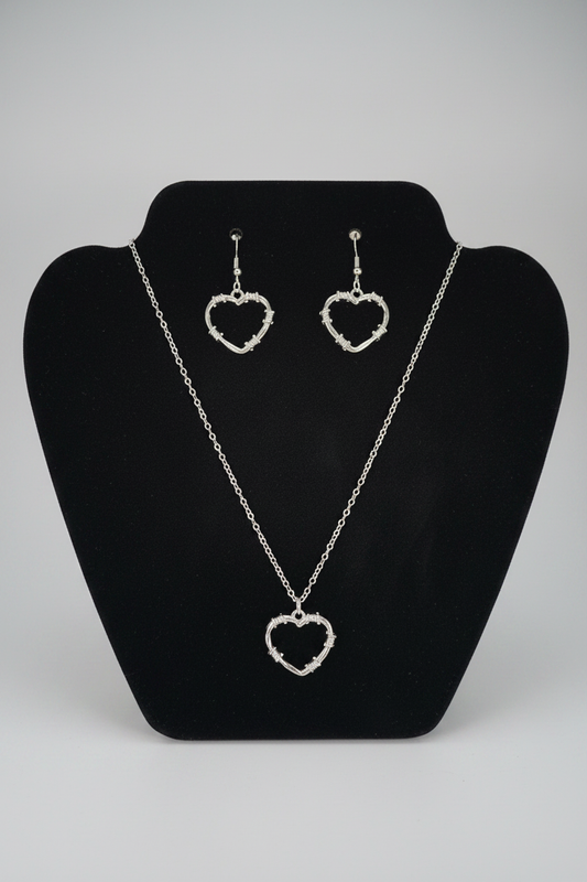 Barbed Wire Heart Set - Steel Finish